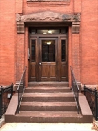 17 Symphony Rd, Fenway