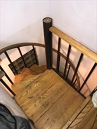 17 Symphony Rd, Fenway