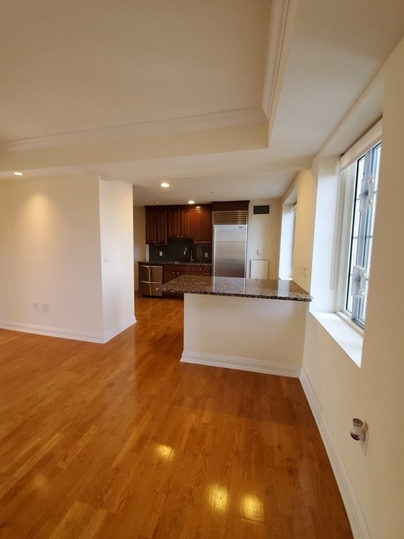 20 Chapel St, Longwood