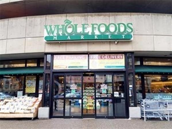 75 Burbank St, Fenway