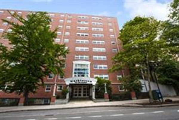 1600 Beacon St, Coolidge Corner