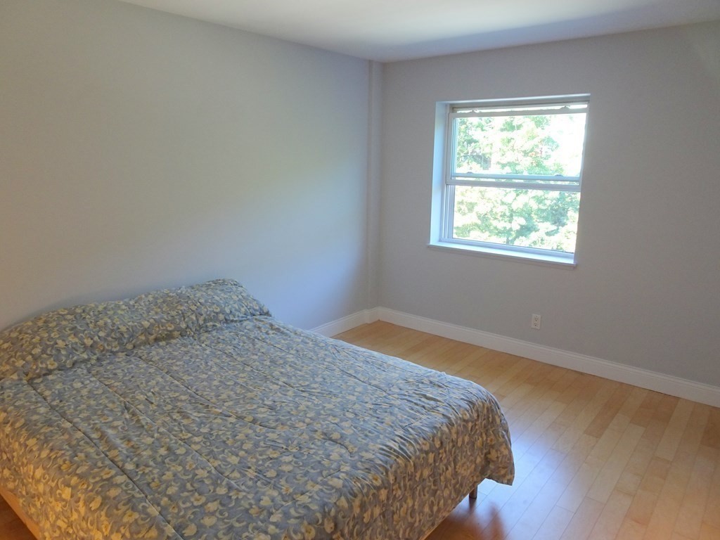 1600 Beacon St, Coolidge Corner