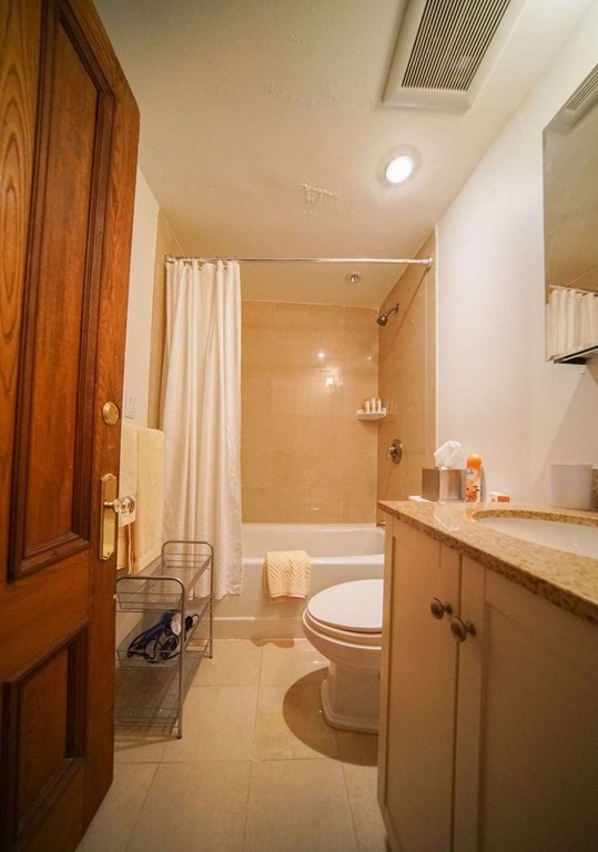 1609 Tremont St, Mission Hill