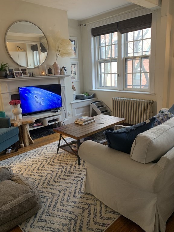 52 Garden St, Beacon Hill