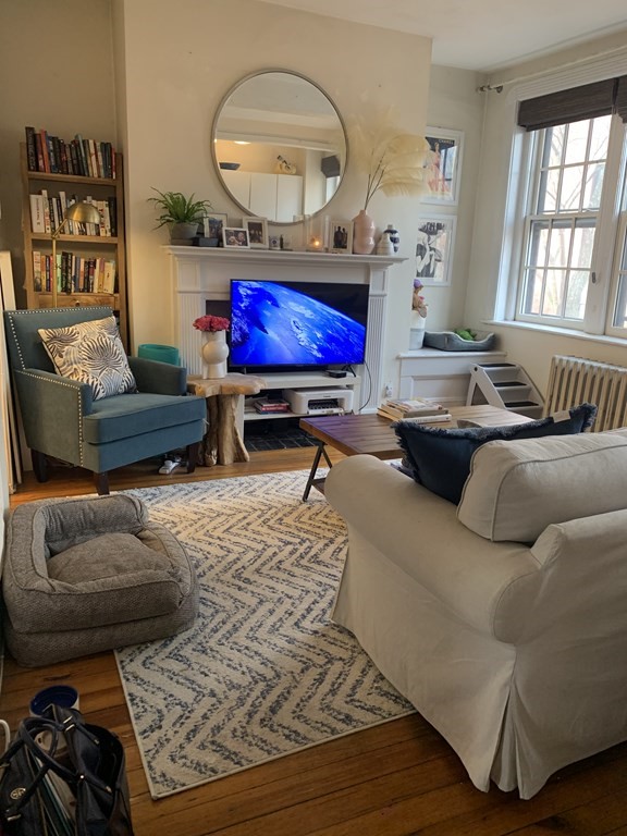 52 Garden St, Beacon Hill