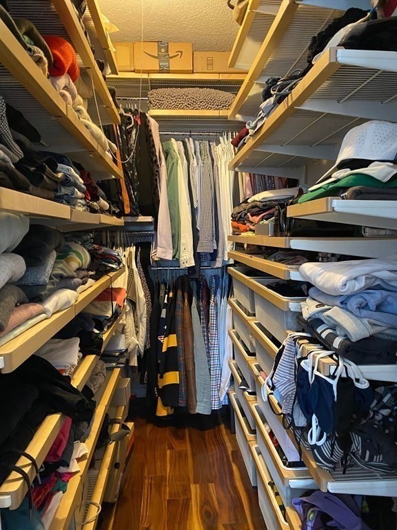 22 Chestnut Pl, Brookline Village