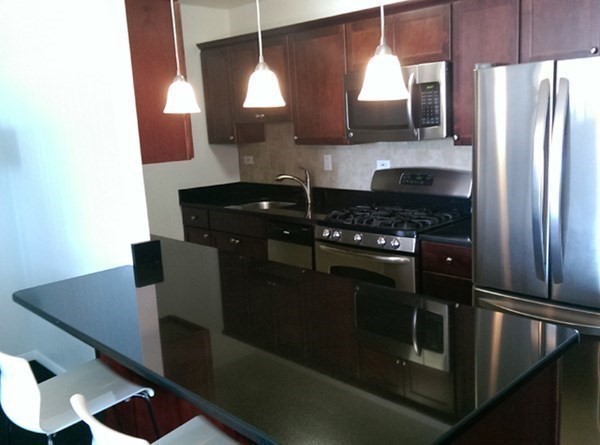 6 Whittier Pl, West End