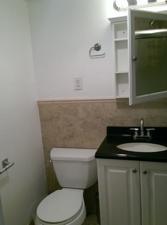 6 Whittier Pl, West End