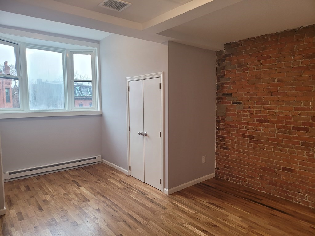 579 Tremont St, South End