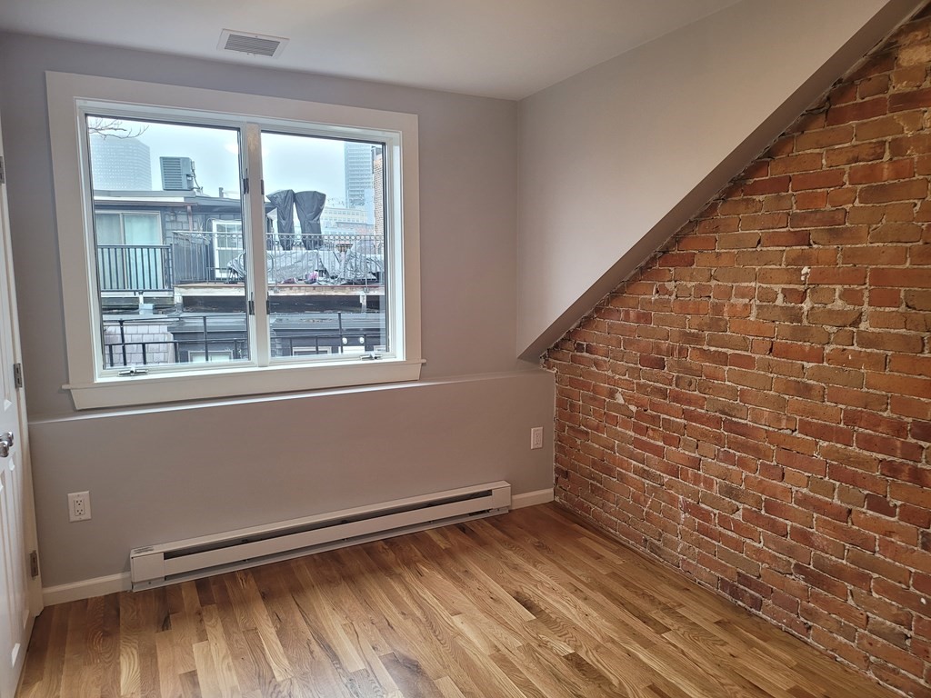 579 Tremont St, South End