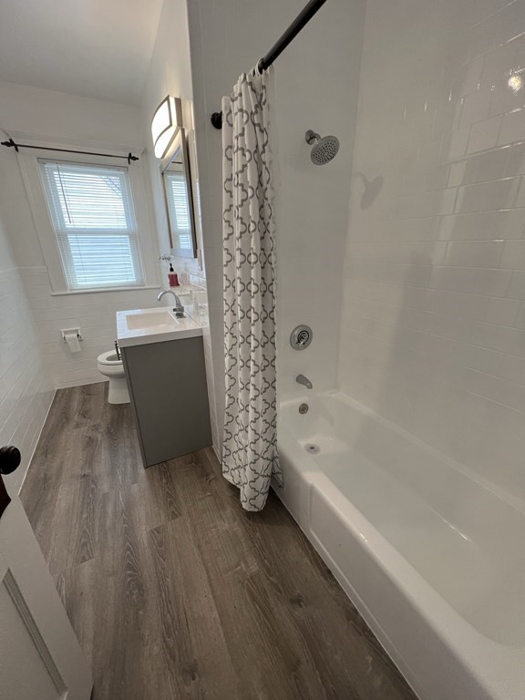 154 Tremont St, Newton