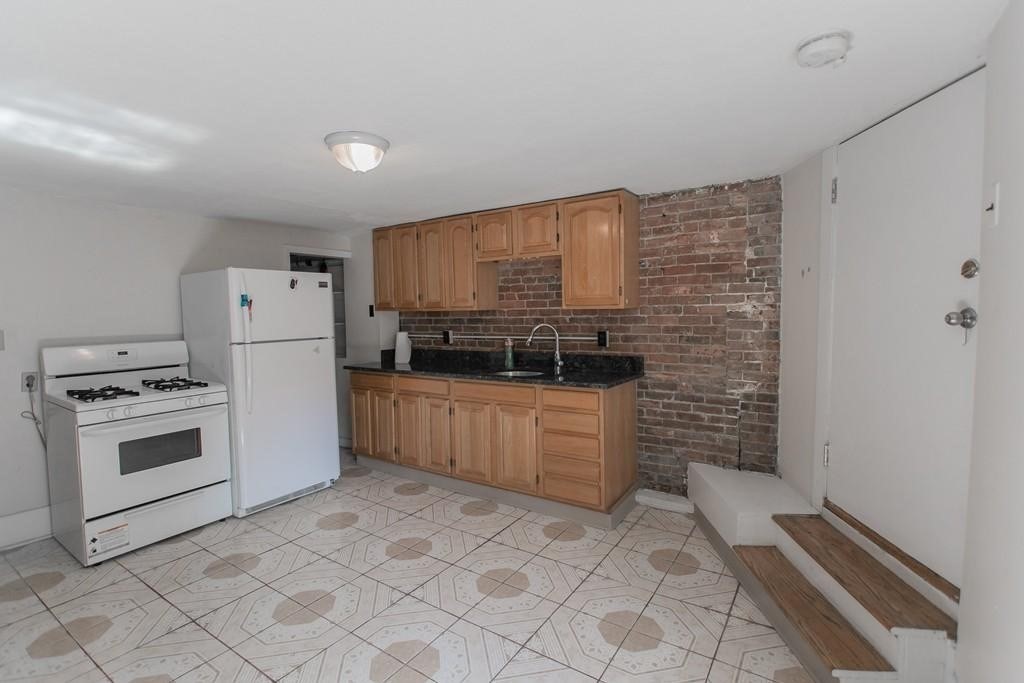 43 Greenwich St, South End