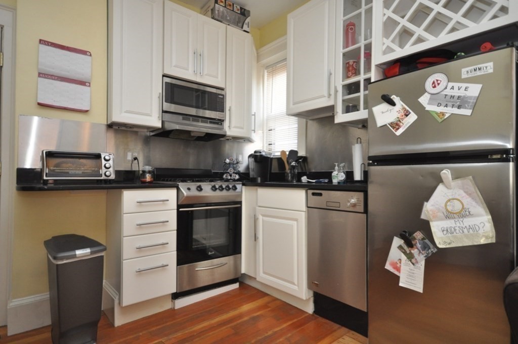 75 Burbank St, Fenway