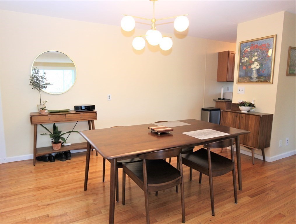 125 Pleasant St, Arlington