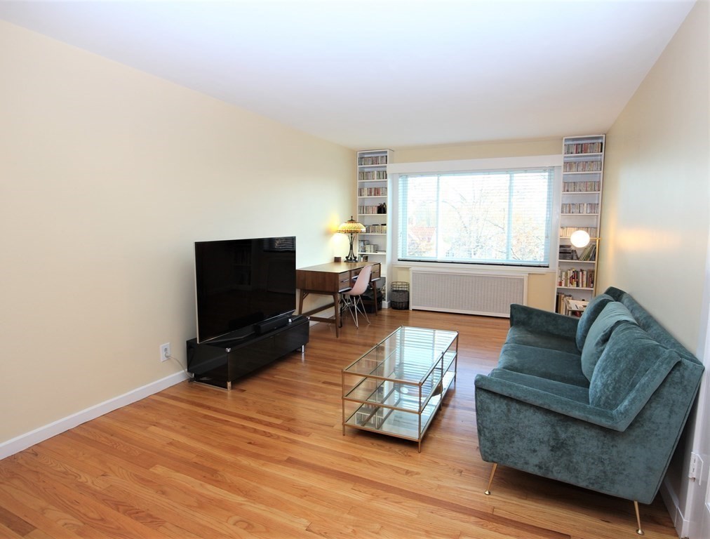 125 Pleasant St, Arlington