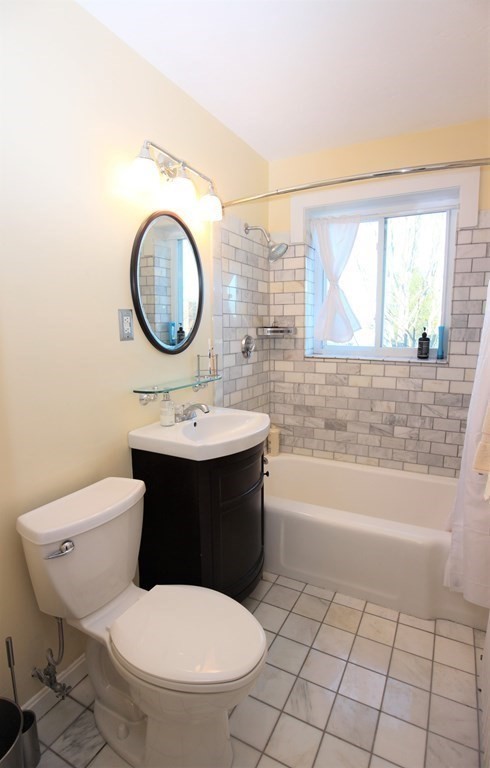 125 Pleasant St, Arlington