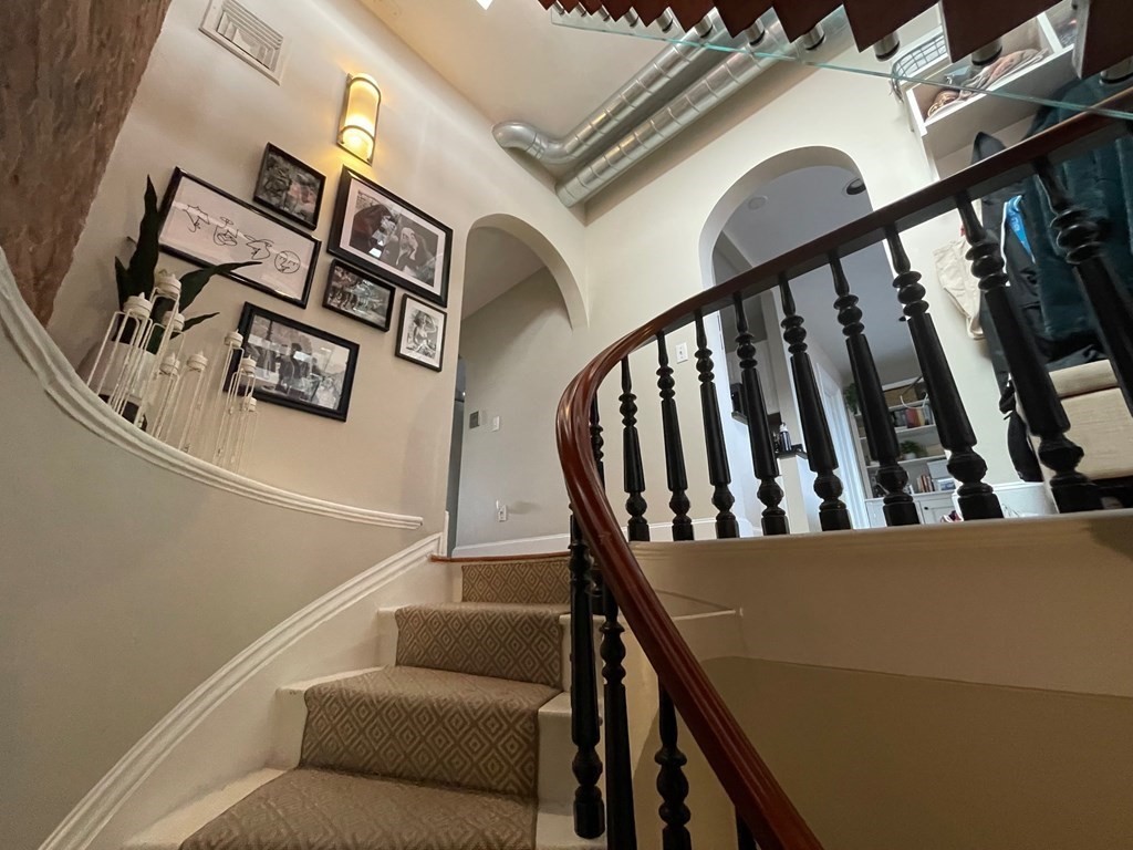 565 Massachusetts Ave, South End