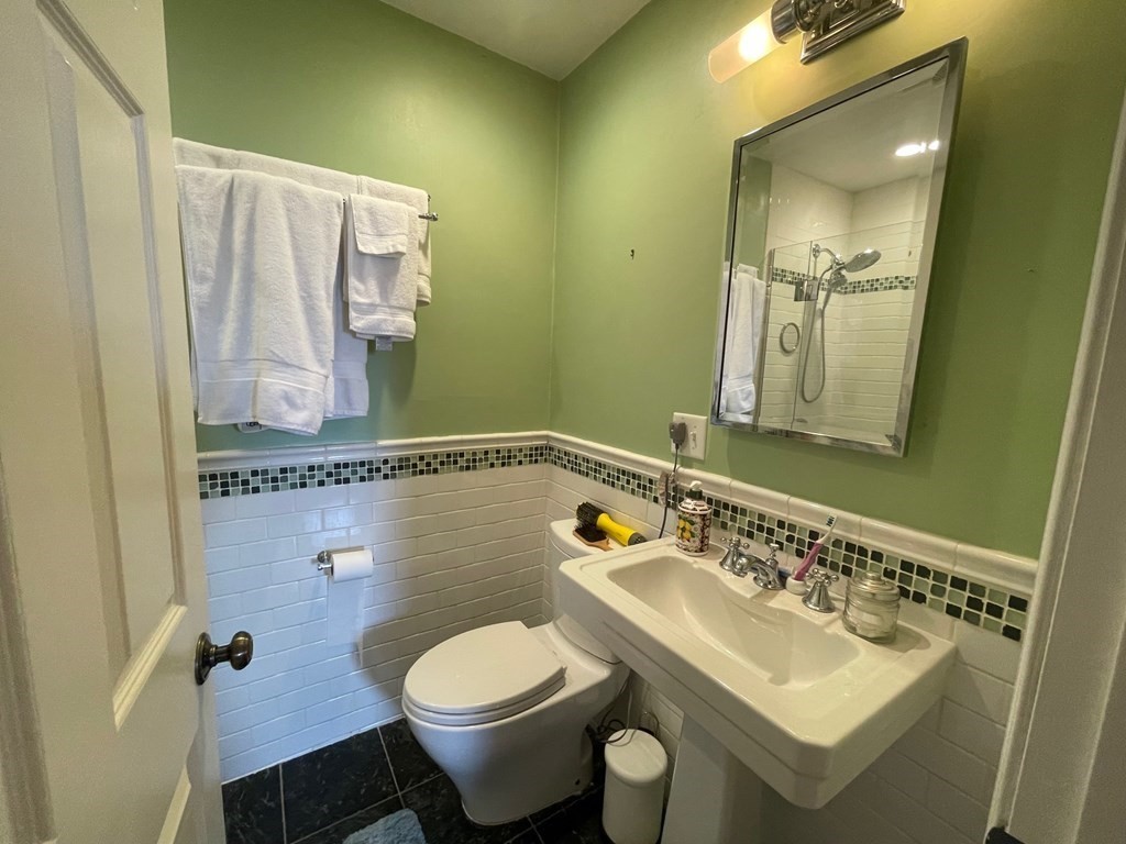 565 Massachusetts Ave, South End