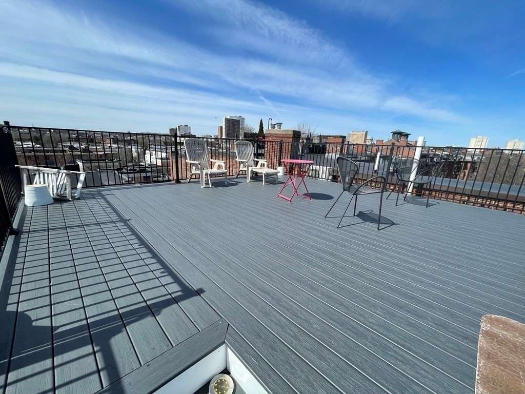 565 Massachusetts Ave, South End