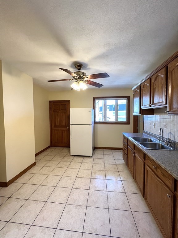 225 Holland St, Davis Square