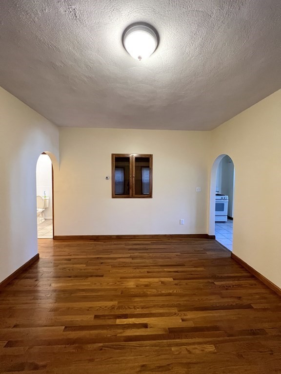 225 Holland St, Davis Square