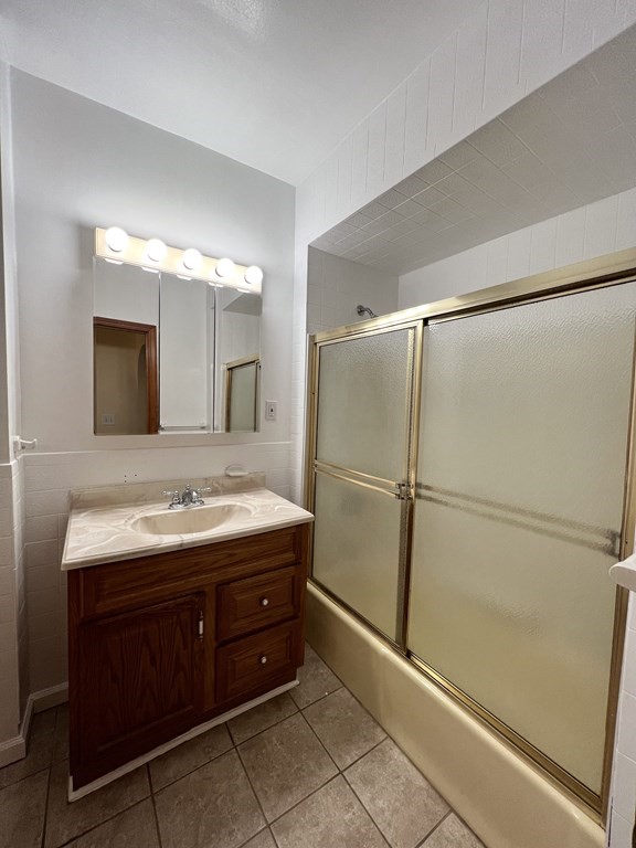 225 Holland St, Davis Square