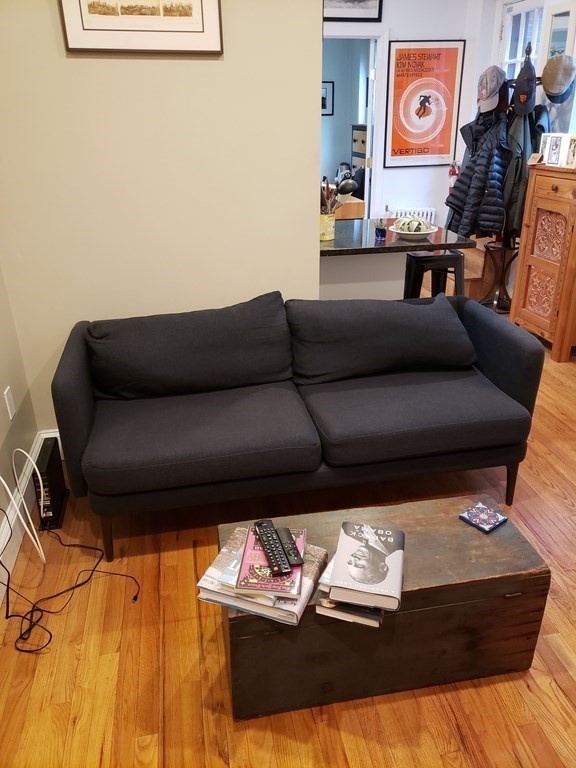 103 Charles St, Beacon Hill