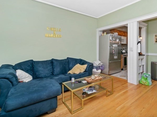 1840 Commonwealth Ave, Brighton