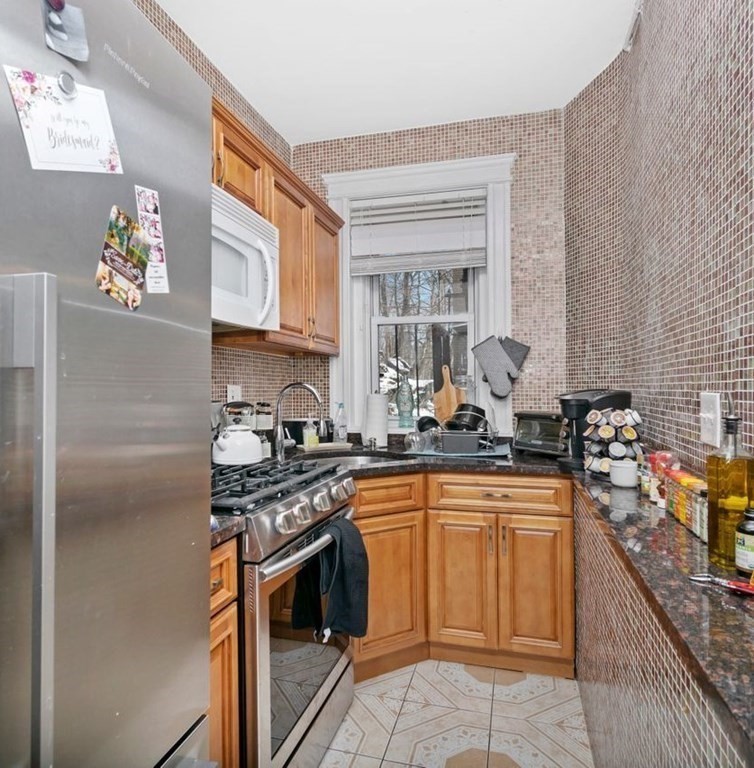 1840 Commonwealth Ave, Brighton