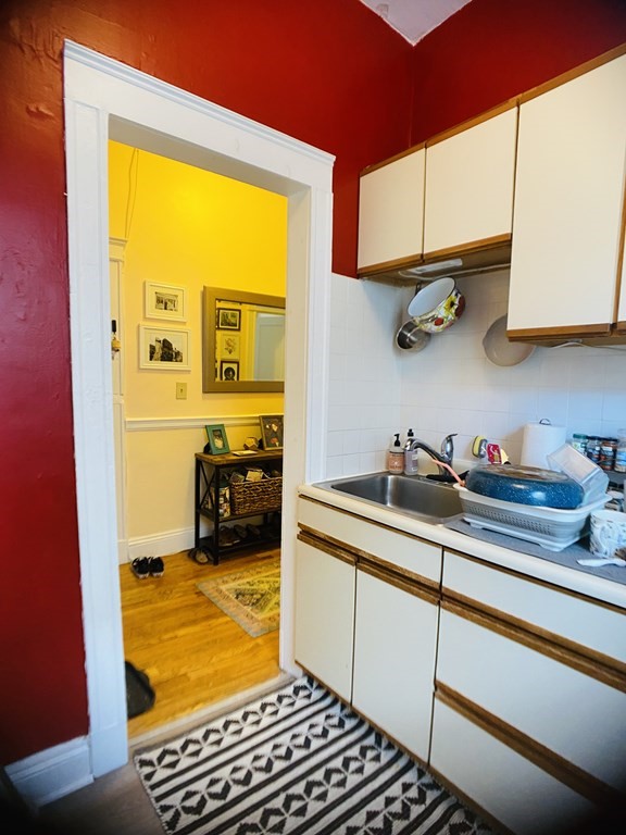 43 Glenville Ave, Allston