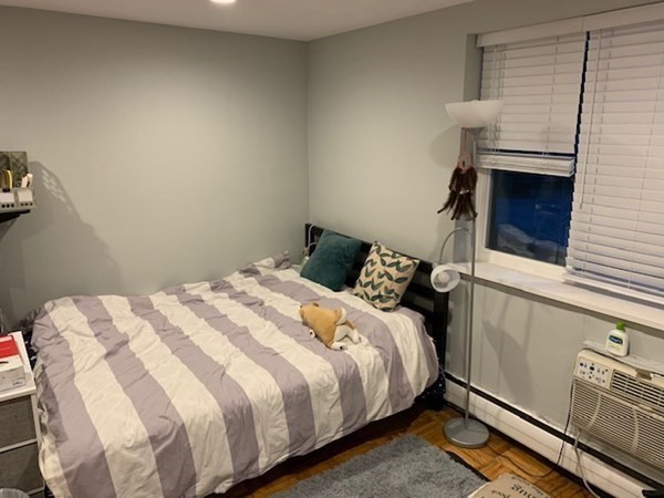 197 Kent St, Longwood