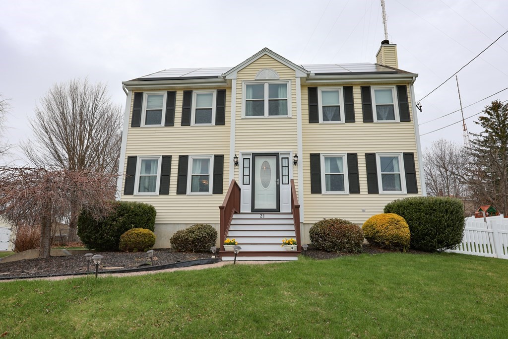 21 Overlook Ave, Haverhill, MA 01832