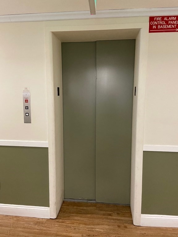 205 Kent St, Longwood