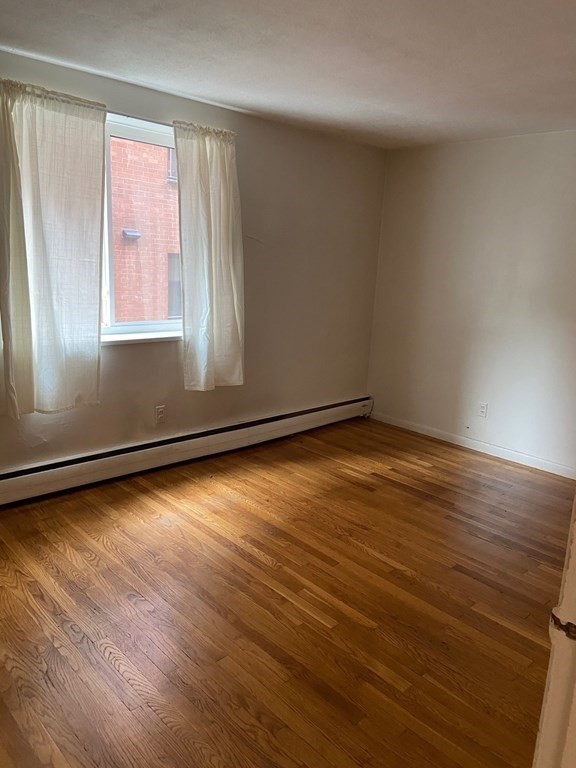 205 Kent St, Longwood