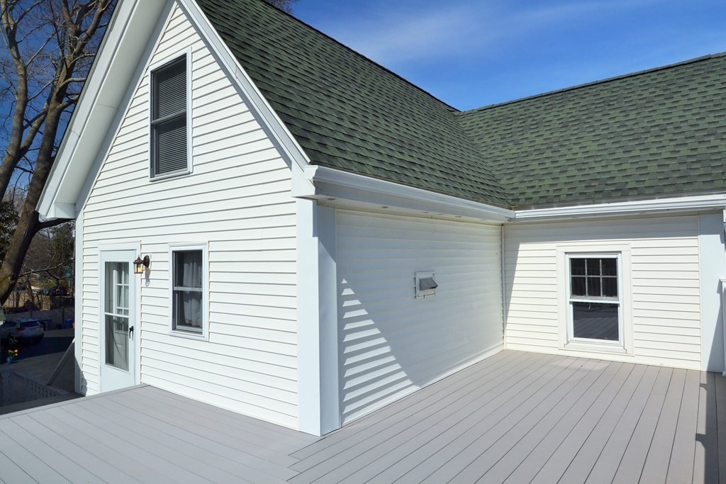 564 Cabot St, Beverly