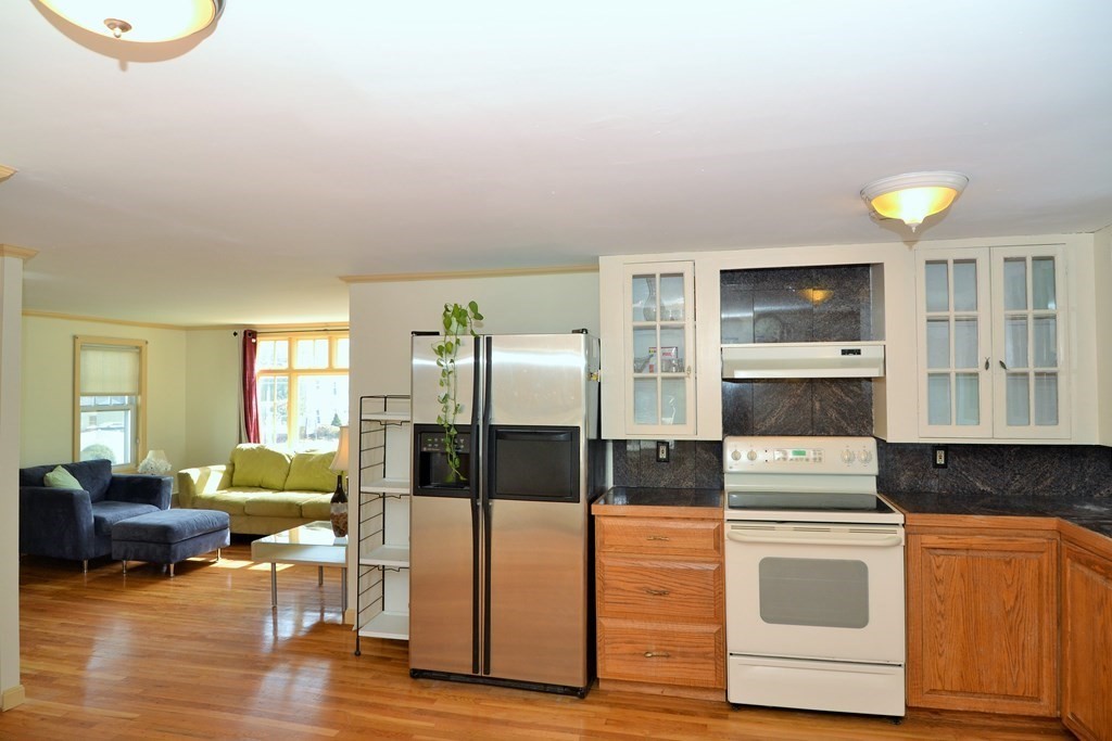 564 Cabot St, Beverly