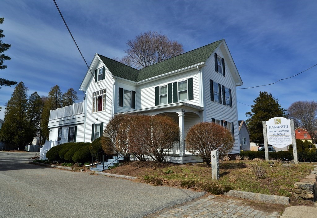 564 Cabot St, Beverly