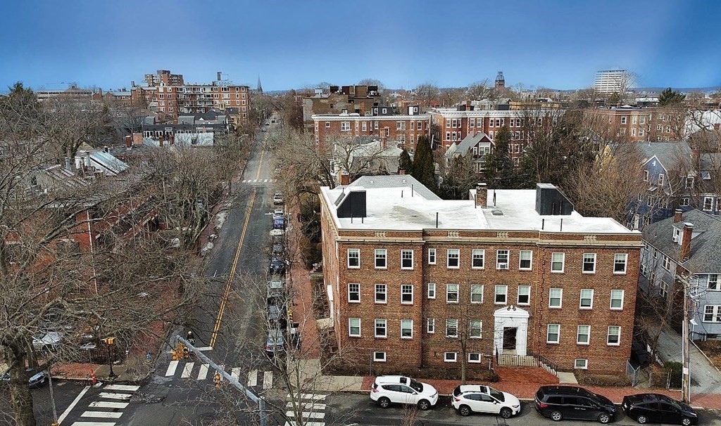 39A Lee St, Harvard Square