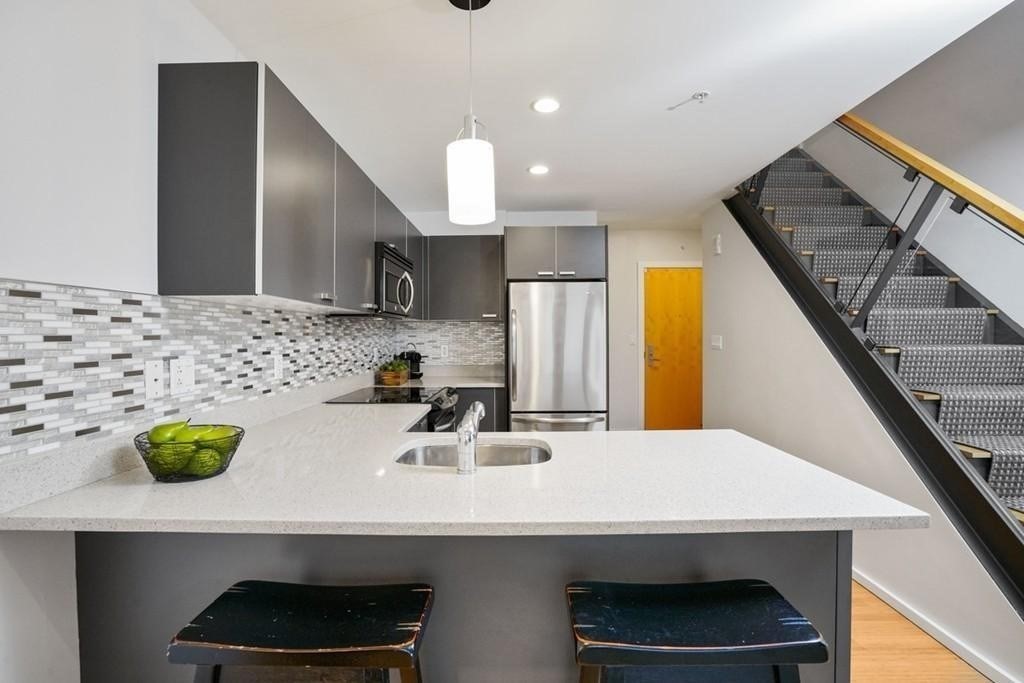 2 Earhart St, East Cambridge