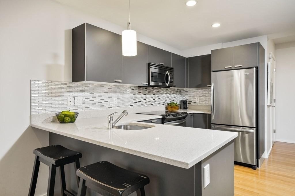 2 Earhart St, East Cambridge