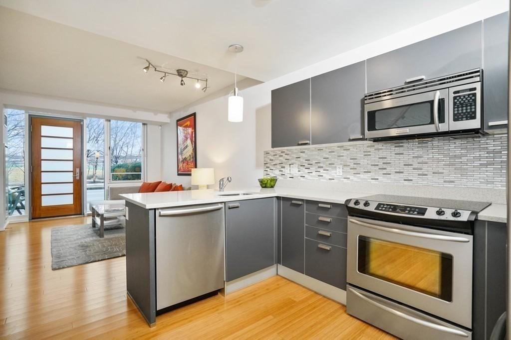 2 Earhart St, East Cambridge