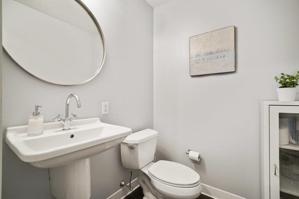 2 Earhart St, East Cambridge