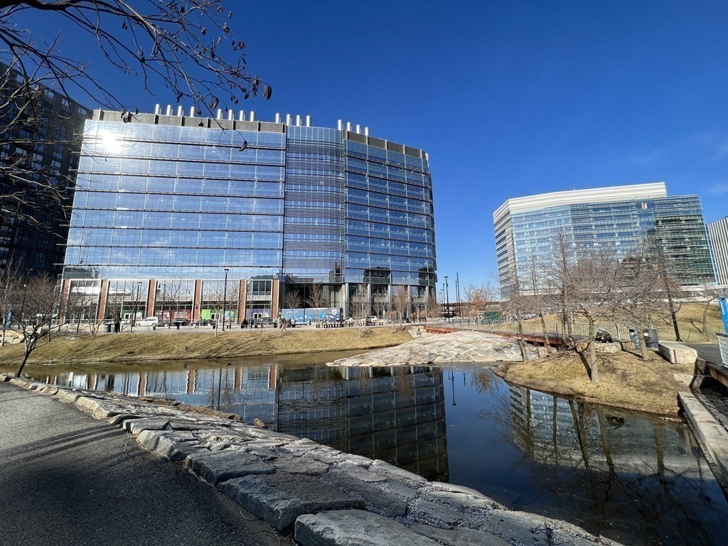 2 Earhart St, East Cambridge