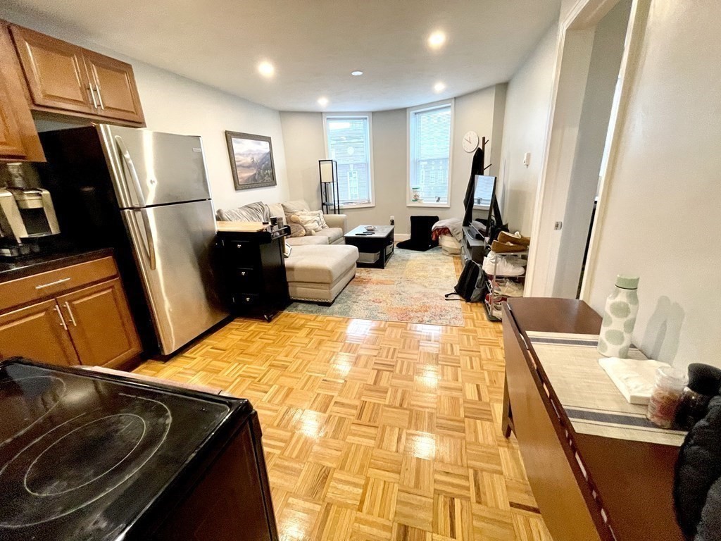 754 Huntington Ave, Mission Hill