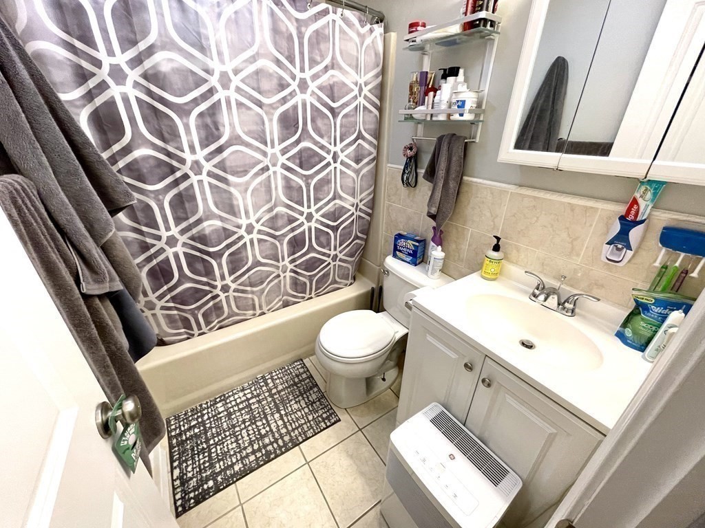 754 Huntington Ave, Mission Hill