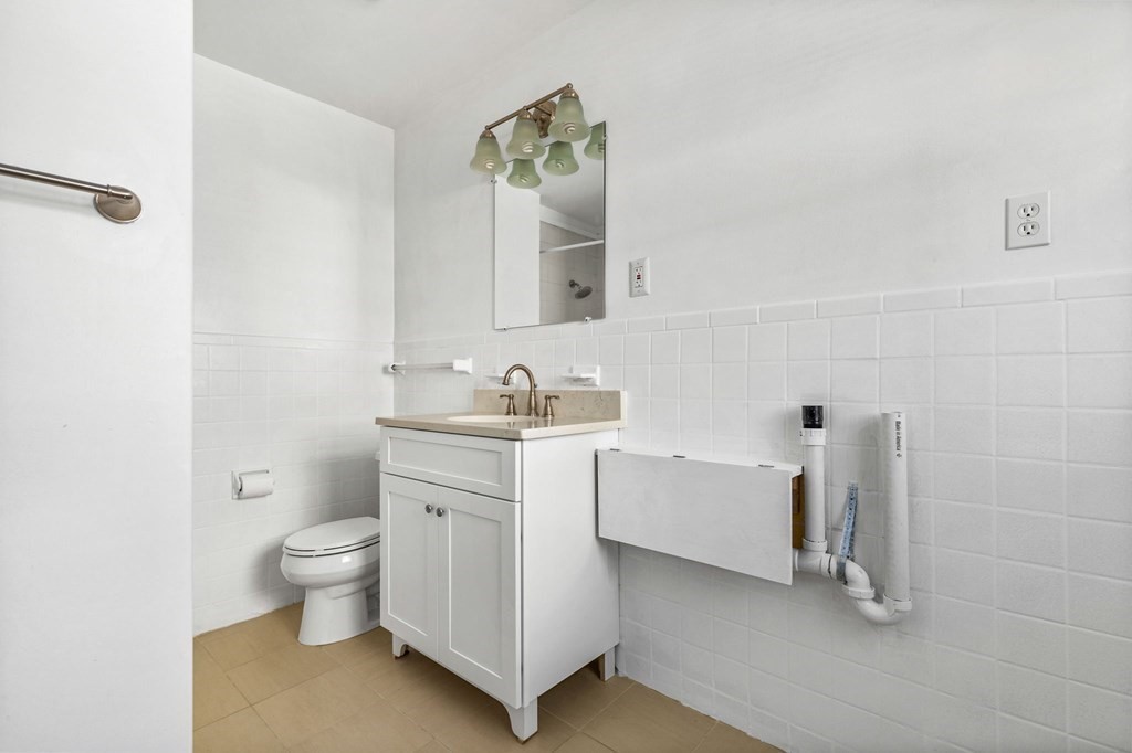 26 Mystic St, Charlestown