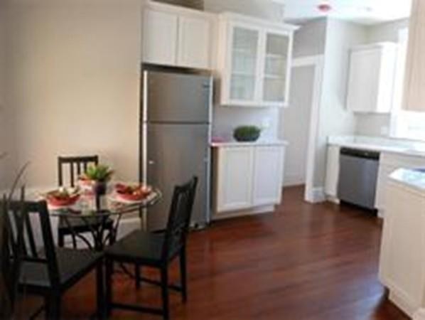 48 Magazine St, Cambridgeport