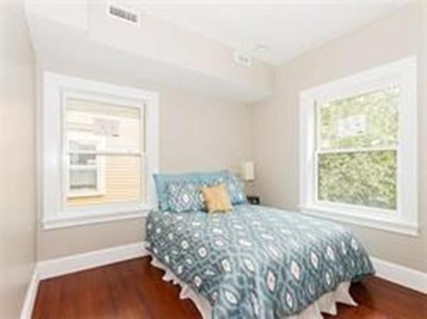 48 Magazine St, Cambridgeport