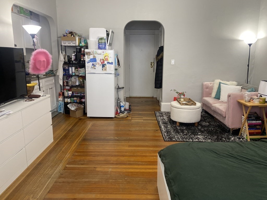 24 Peterborough St, Fenway