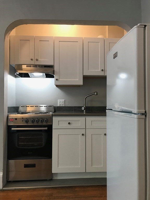 24 Peterborough St, Fenway